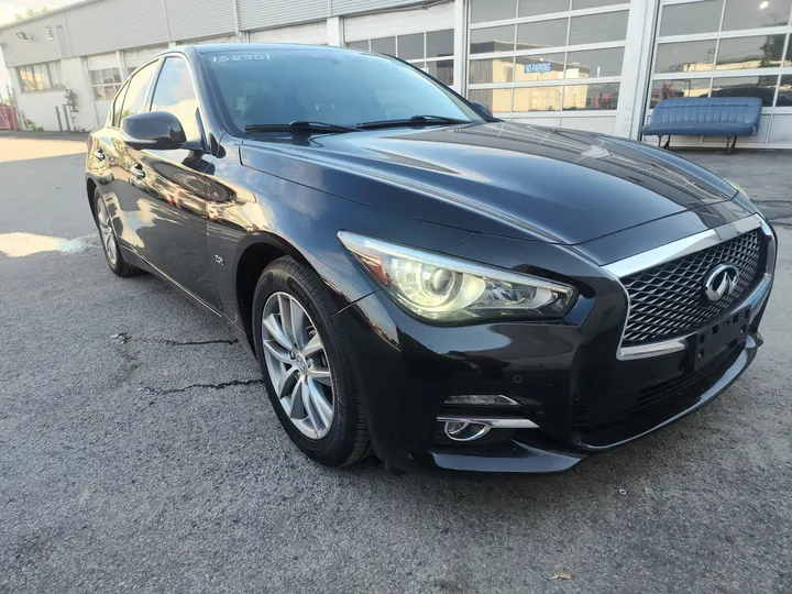 2016 INFINITI Q50