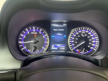 2016 INFINITI Q50 - image 17