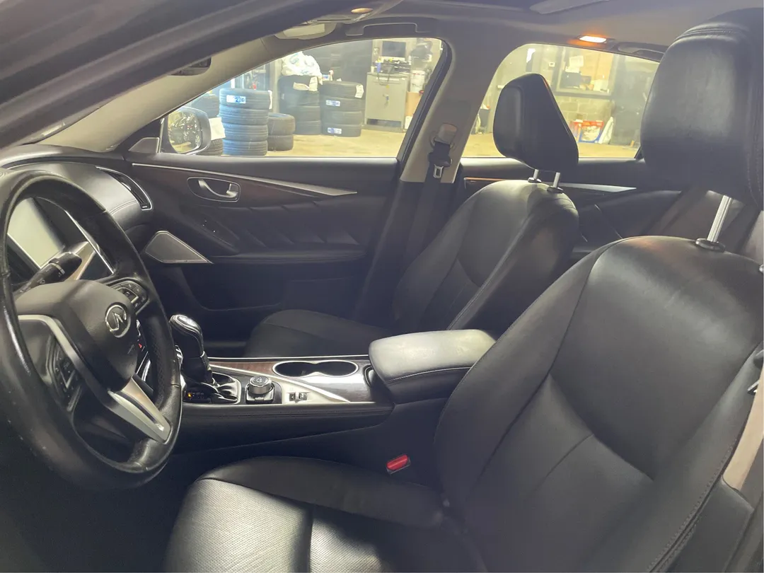 2019 INFINITI Q50 — photo 3