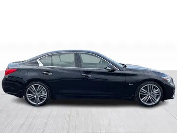 2017 INFINITI Q50 - image 2