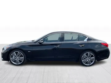 2017 INFINITI Q50 - image 10