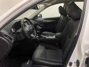 2024 INFINITI Q50 - image 3