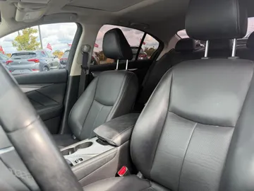2024 INFINITI Q50 - image 8