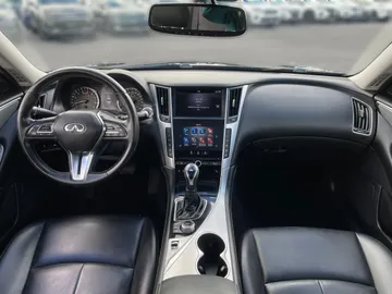 2021 INFINITI Q50 - image 4