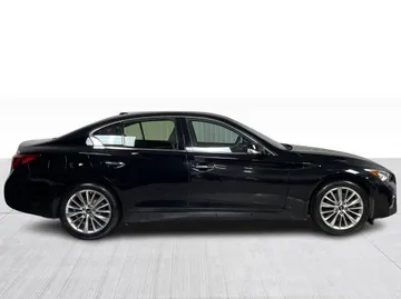 2023 INFINITI Q50 - image 9