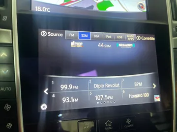 2017 INFINITI Q60 - image 31