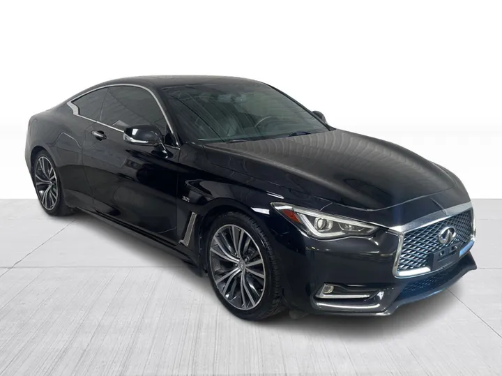 2017 INFINITI Q60 - main image