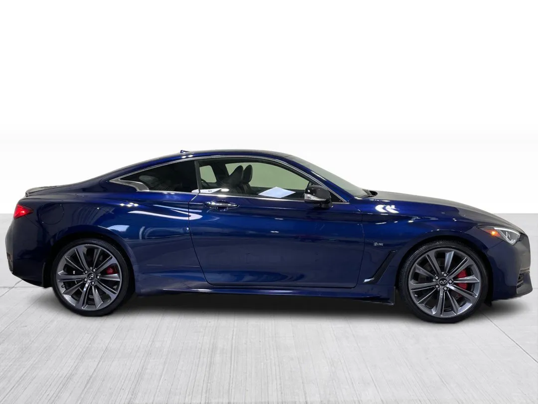 2022 INFINITI Q60 — photo 2