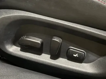 2022 INFINITI Q60 - image 19
