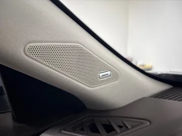 2021 Nissan Rogue - image 26
