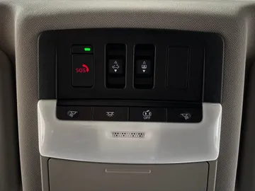 2021 Nissan Rogue - image 17