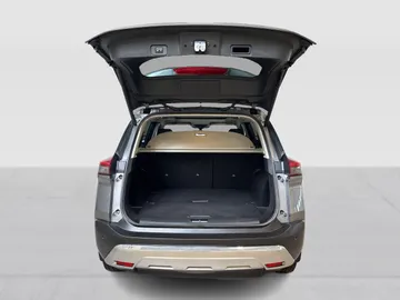 2021 Nissan Rogue - image 14
