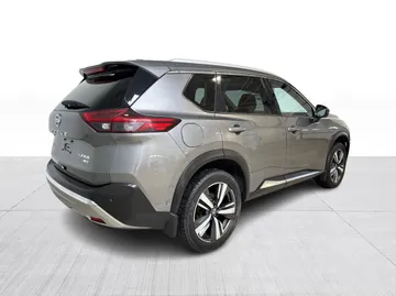 2021 Nissan Rogue - image 15