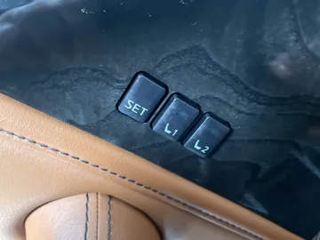 2018 INFINITI QX80 - image 21