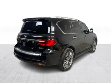 2018 INFINITI QX80 - image 14