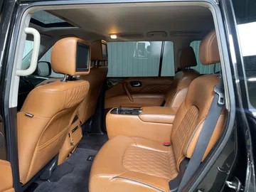 2018 INFINITI QX80 - image 15