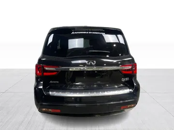 2018 INFINITI QX80 - image 12