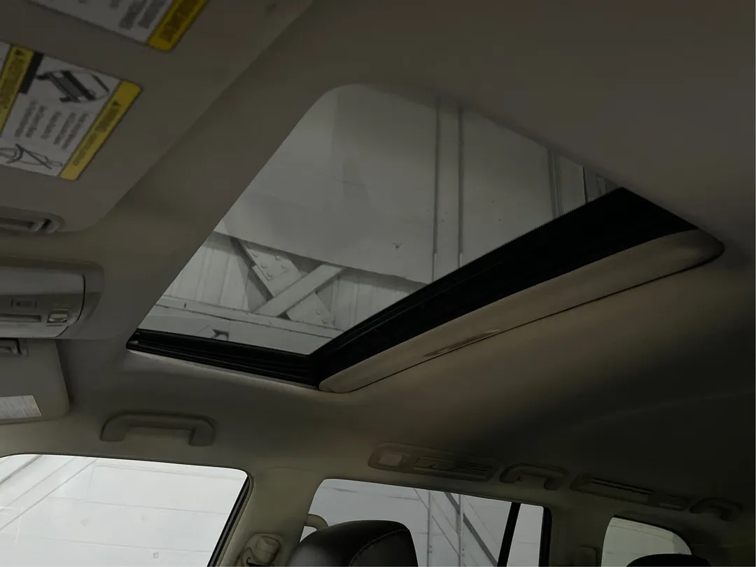 2017 INFINITI QX80, photo 5