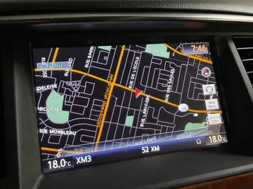 2017 INFINITI QX80 - image 22