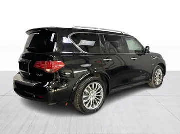 2017 INFINITI QX80 - image 15