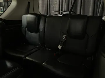 2017 INFINITI QX80 - image 28