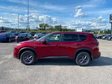 2024 Nissan Rogue - image 6