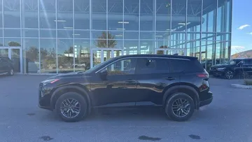 2024 Nissan Rogue - image 4