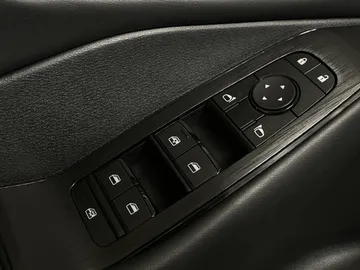 2024 Nissan Rogue - image 20
