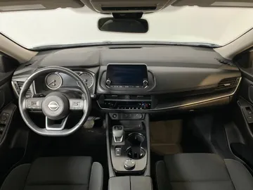 2024 Nissan Rogue - image 4