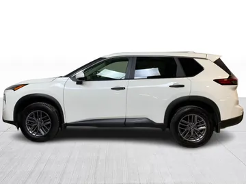 2024 Nissan Rogue - image 10