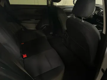 2024 Nissan Rogue - image 11