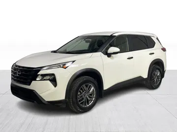 2024 Nissan Rogue - image 3