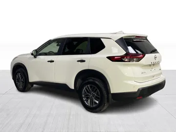 2024 Nissan Rogue - image 6