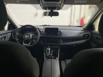 2024 Nissan Rogue - image 13