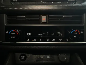 2024 Nissan Rogue - image 21