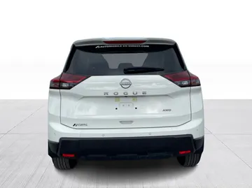 2024 Nissan Rogue - image 12