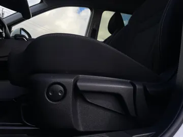 2024 Nissan Rogue - image 22