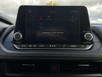 2024 Nissan Rogue - image 7