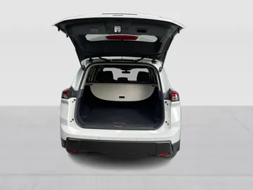 2024 Nissan Rogue - image 12