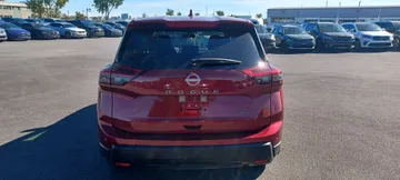 2024 Nissan Rogue - image 6