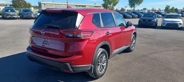 2024 Nissan Rogue - image 7