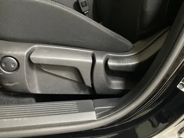 2024 Nissan Rogue - image 21
