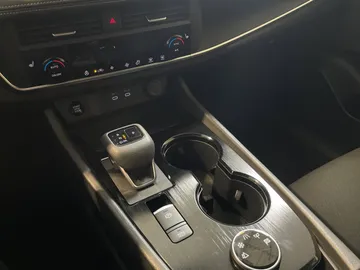 2024 Nissan Rogue - image 18