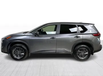 2024 Nissan Rogue - image 9