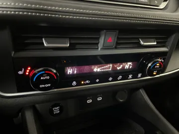 2024 Nissan Rogue - image 20