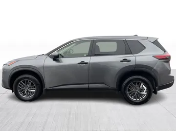 2024 Nissan Rogue - image 10