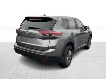 2024 Nissan Rogue - image 14