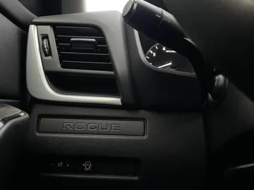 2024 Nissan Rogue - image 24