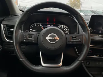 2024 Nissan Rogue - image 17