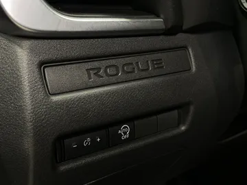 2024 Nissan Rogue - image 26